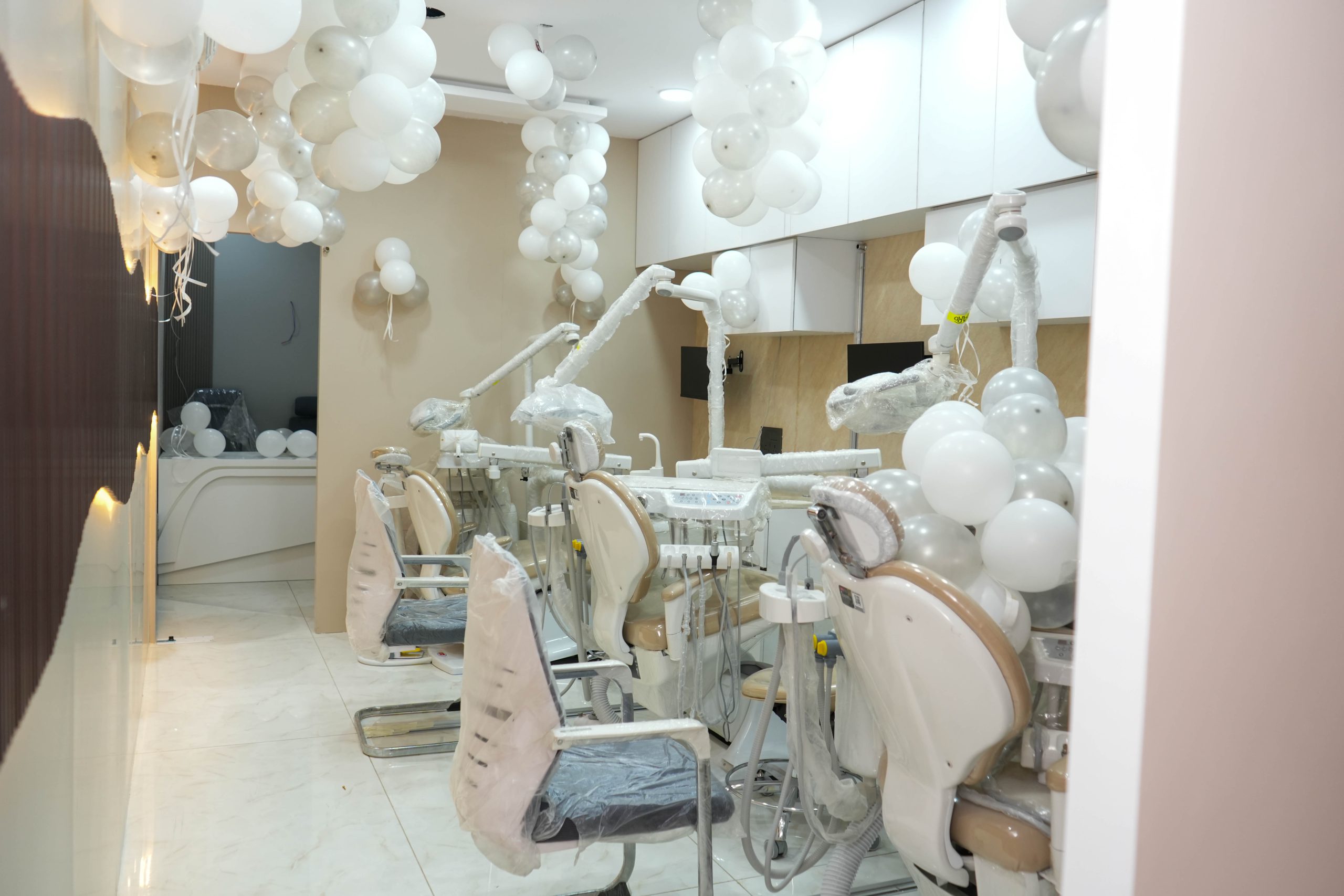 Dental treatment room Koparkhairane